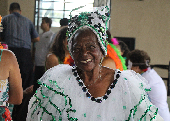 Centro de Referência da Pessoa Idosa recebe Corte Momesca em Ressaca de Carnaval