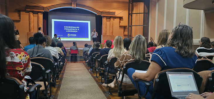 Smed fortalece planejamento e execução de estratégias educacionais nas escolas