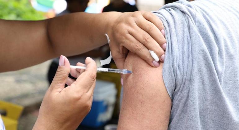 PBH amplia vacinação contra hepatite A para públicos específicos