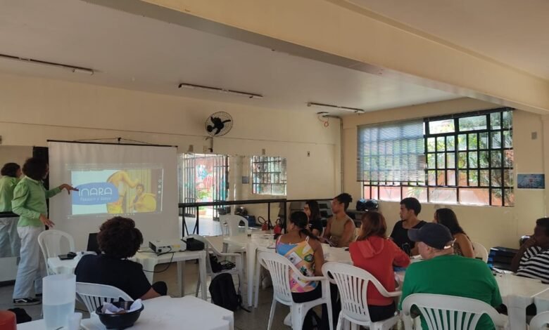 Moradores do Santa Lúcia participam de Oficinas de Marketing Digital