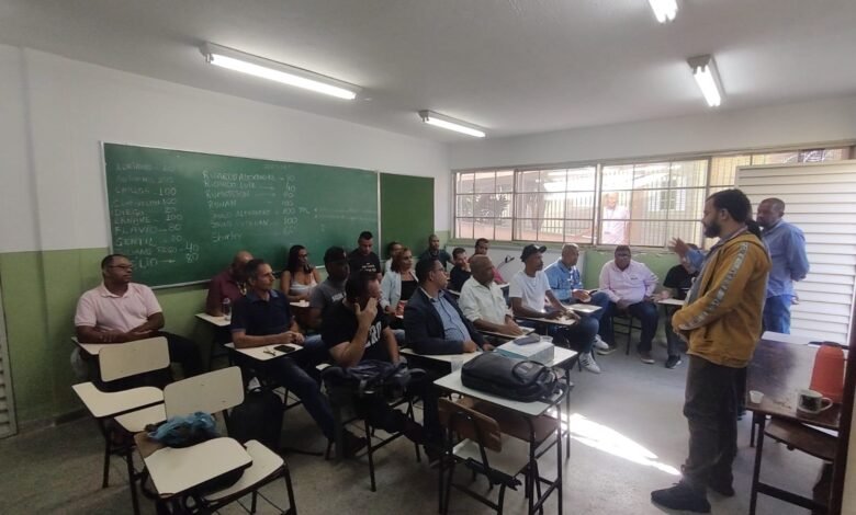 PBH forma nova turma em curso de instalação de placas de energia fotovoltaica