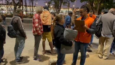 PBH intensifica ações para atendimento de pessoas em situação de rua, com distribuição de cobertores e vacinação
