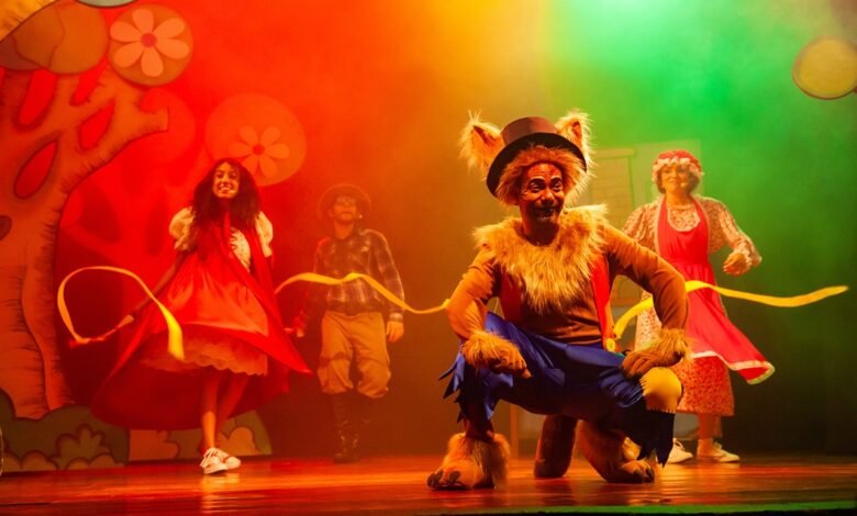 Teatro Marília recebe releitura musical de “Chapeuzinho Vermelho”