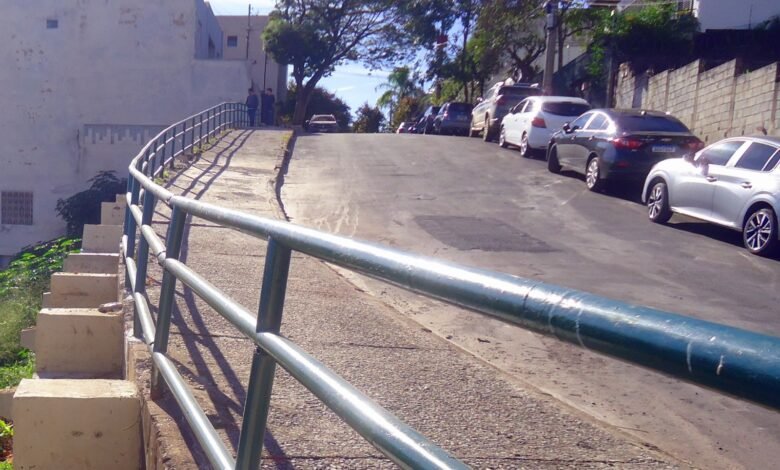 Obras de contenção são concluídas na Rua Arrudas para mais segurança dos pedestres