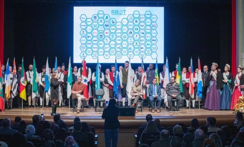 Observatório do Turismo de BH marca presença no Encontro Nacional da RBOT 2025