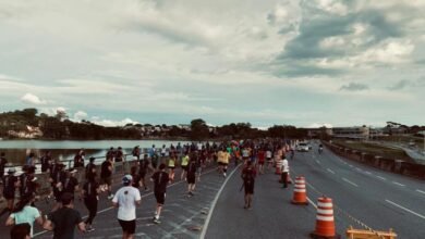 Operação de trânsito para a corrida Girl Power, na Orla da Pampulha, neste domingo (8)