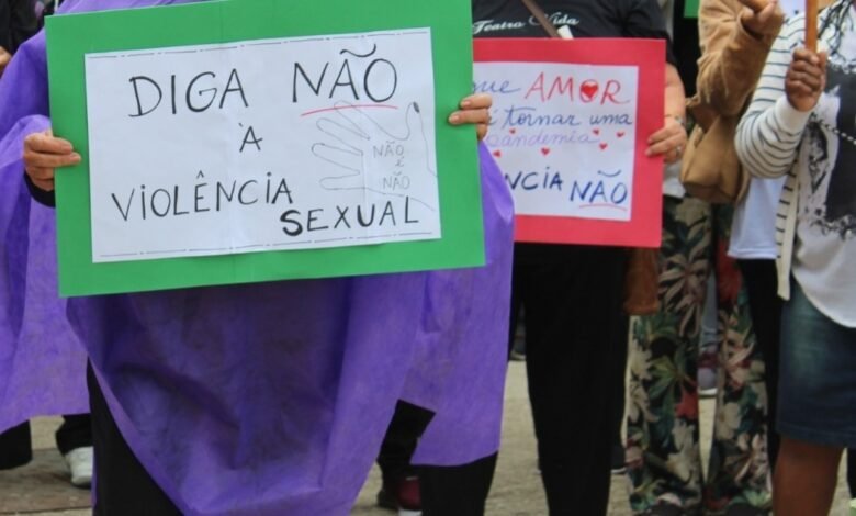 PBH faz ações de conscientização sobre o combate à violência contra a pessoa idosa
