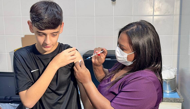 Prefeitura de BH amplia pontos de vacinação contra a dengue a partir desta terça-feira (22)