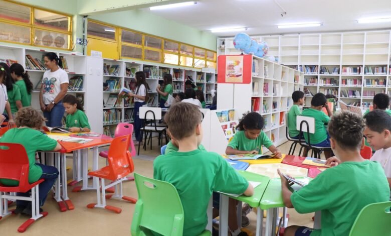 Bibliotecas das escolas municipais passam por automatização do acervo e reformas estruturais