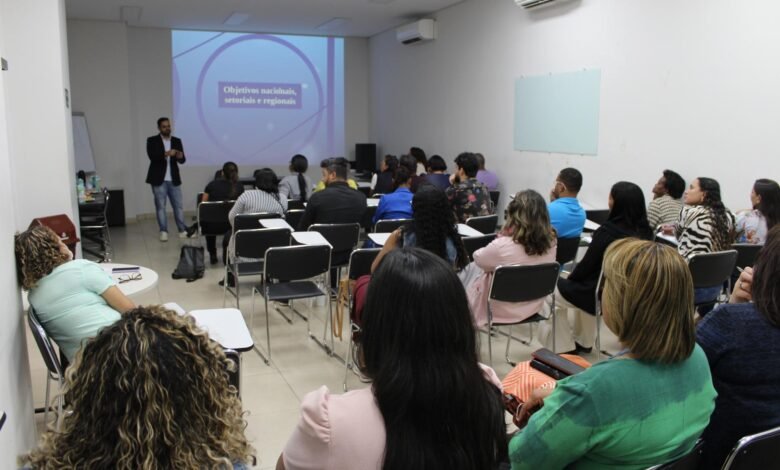 Conselheiros tutelares de BH participam de formação sobre orçamento público