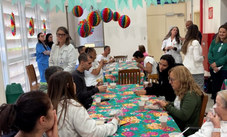Hospital Célio de Castro promove Arraial dos Pacientes com música, dança e cuidado humanizado
