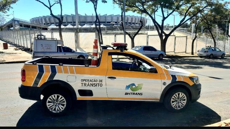 Operação de trânsito e transporte para o Arraial de Belô, no Mineirinho