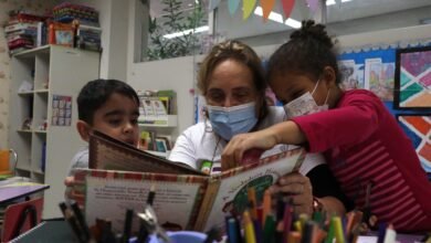 Parceria com instituições sociais leva aprendizado a estudantes fora da escola por tratamento médico
