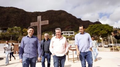 Prefeito Álvaro Damião anuncia reabertura parcial da Praça do Papa durante visita a obras