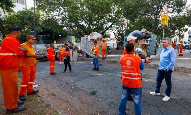 Prefeitura de BH resolve demanda de catadores e população na Praça João Pessoa