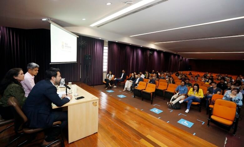 Prefeitura de Belo Horizonte promove reunião com assessores parlamentares sobre emendas impositivas