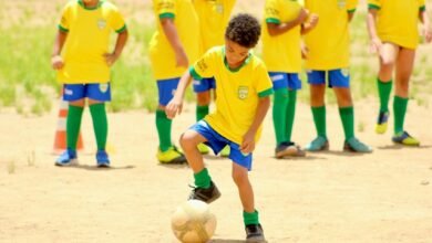 Seleções do Futuro abre inscrições para aulas gratuitas de futebol de campo a crianças e adolescentes