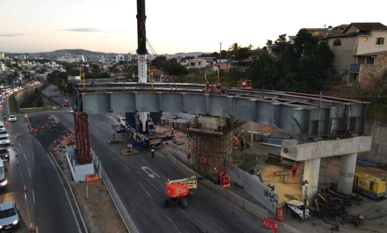 Trânsito na Cristiano Machado será alterado de madrugada para obra de viaduto