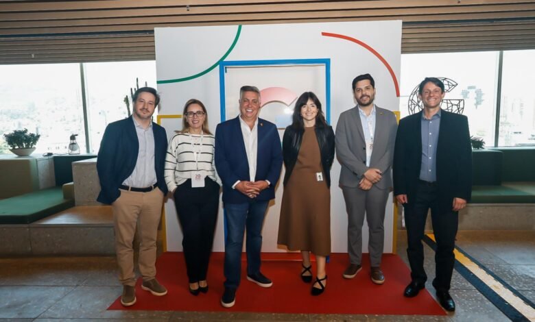 Álvaro Damião destaca importância da tecnologia na gestão pública durante celebração de 20 anos do Google em BH