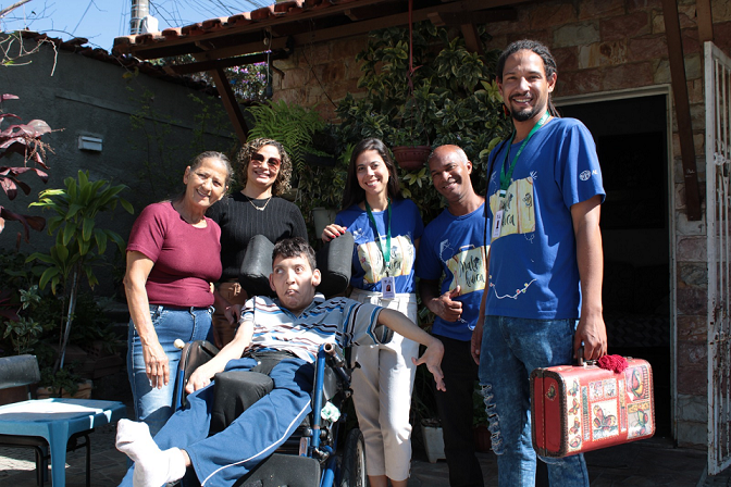 Mala de Recursos Lúdicos atende mais de 400 famílias de pessoas com deficiência em 2025
