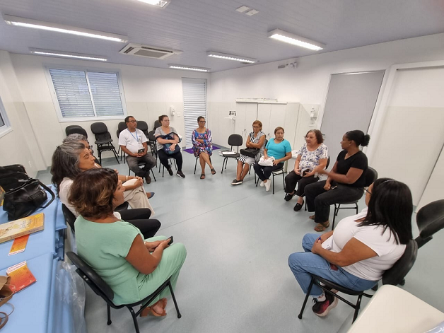 Mulheres com diagnóstico oncológico são acolhidas pelo grupo “Todas as Rosas” na Regional Norte