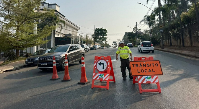 Operação de trânsito para a Corrida Noturna Barreiro Luz, neste sábado (23)