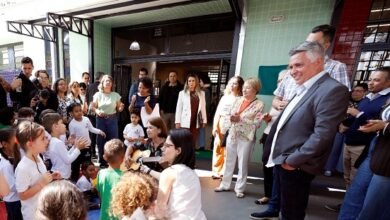 Prefeito Álvaro Damião visita nova Emei Havaí e anuncia ampliação de vagas com reforma de prédio