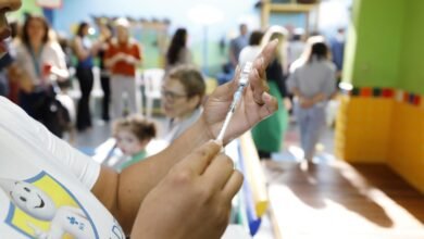 Mais de 38 mil doses de vacinas foram aplicadas em escolas neste ano