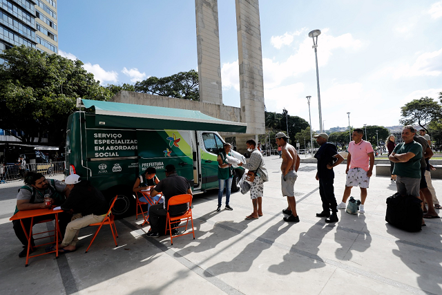 PBH já atendeu 4 mil pessoas em situação de rua com uso de vans