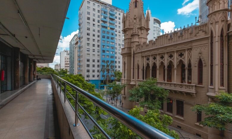 Passeio turístico gratuito homenageia escritores