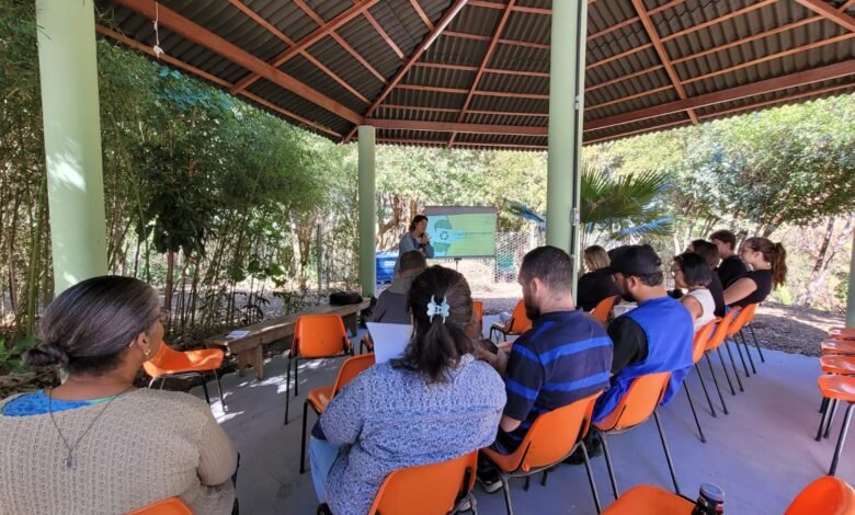 Centro de Agroecologia da PBH recebe a segunda etapa da oficina de compostagem
