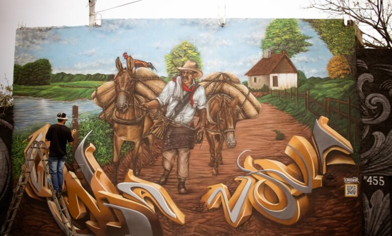 Colorindo Venda Nova é finalizado com mural em homenagem aos tropeiros