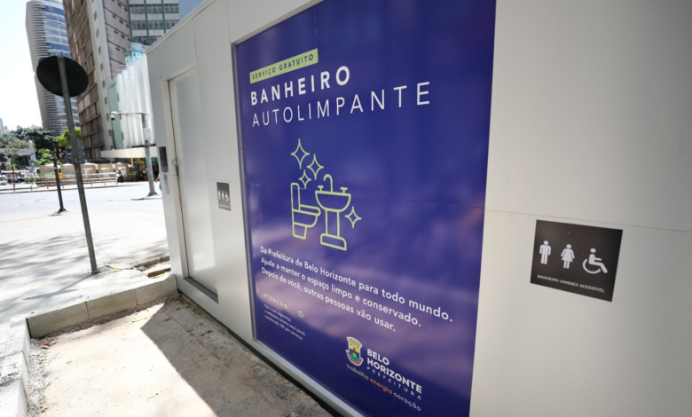 Instalação do 5º banheiro autolimpante é iniciada pela PBH no Centro da cidade