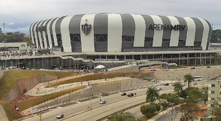 PBH realiza operação de trânsito para Atlético x Cruzeiro na Arena MRV