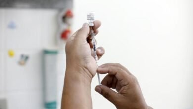 PBH reforça convocação para que pessoas de 15 a 19 anos tomem a vacina contra HPV