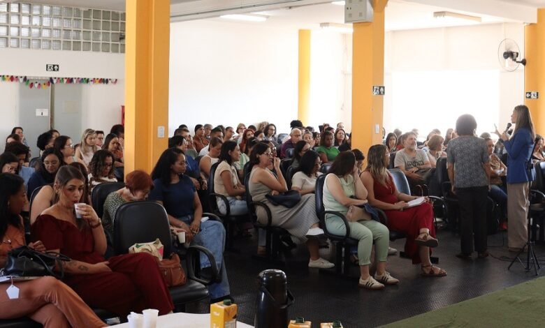 Professores são capacitados para a Comunicação Alternativa e Aumentativa