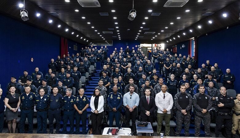 Representantes da Guarda Municipal atuam como instrutores de programa nacional