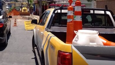Rua Salinas é interditada neste fim de semana para obra emergencial da Copasa