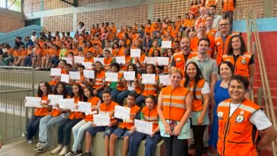 Defesa Civil certifica alunos do Programa Defesa Civil nas Escolas