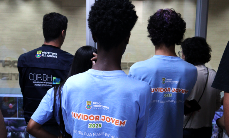 Ouvidores Jovens visitam o COP-BH e participam de dinâmica sobre gestão de crise