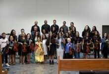 Teatro Raul Belém Machado recebe concerto que celebra o espírito natalino