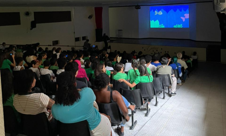 Curtas produzidos por alunos de quatro escolas municipais são premiados em festival